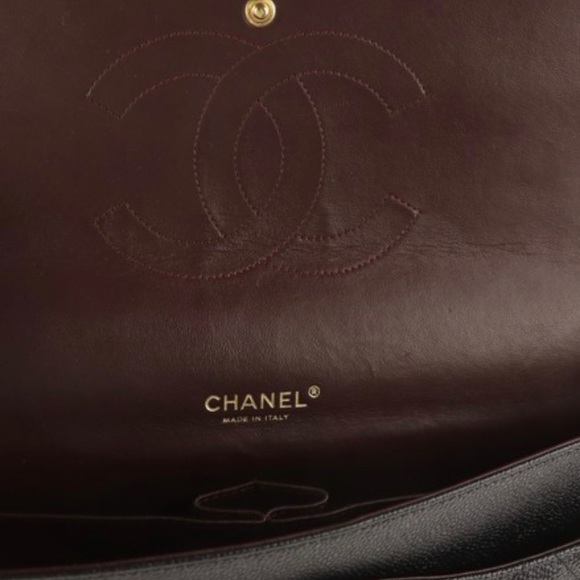 Double Flap Classic Maxi Black Leather Shoulder Bag - Picture 9 of 11